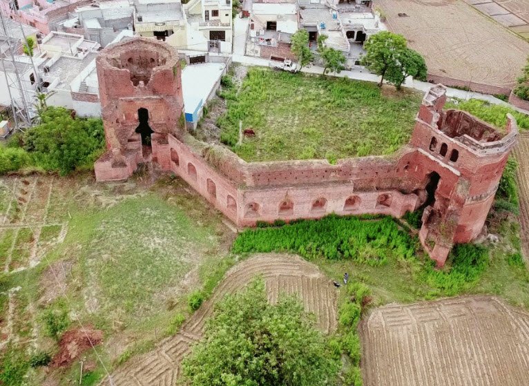 Bajwara Fort, India